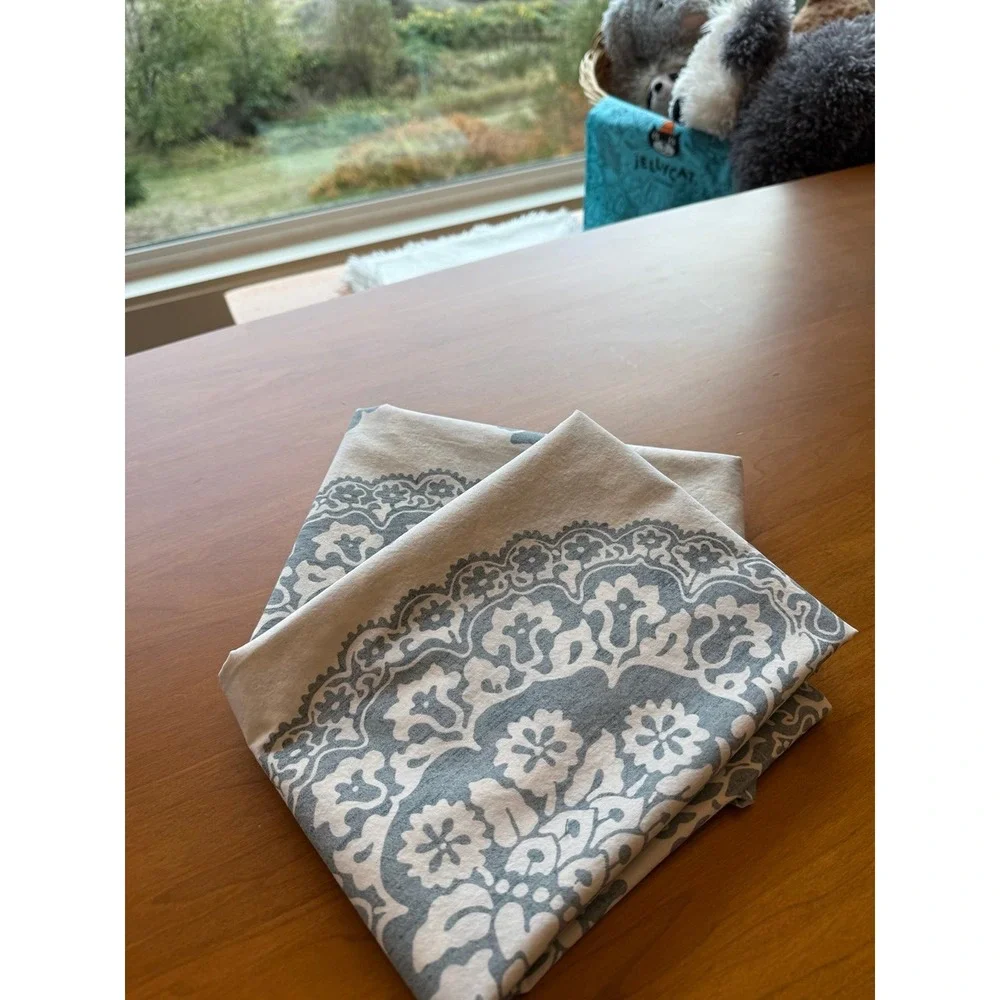 Pottery barn Euro shams lucianna gray medallion